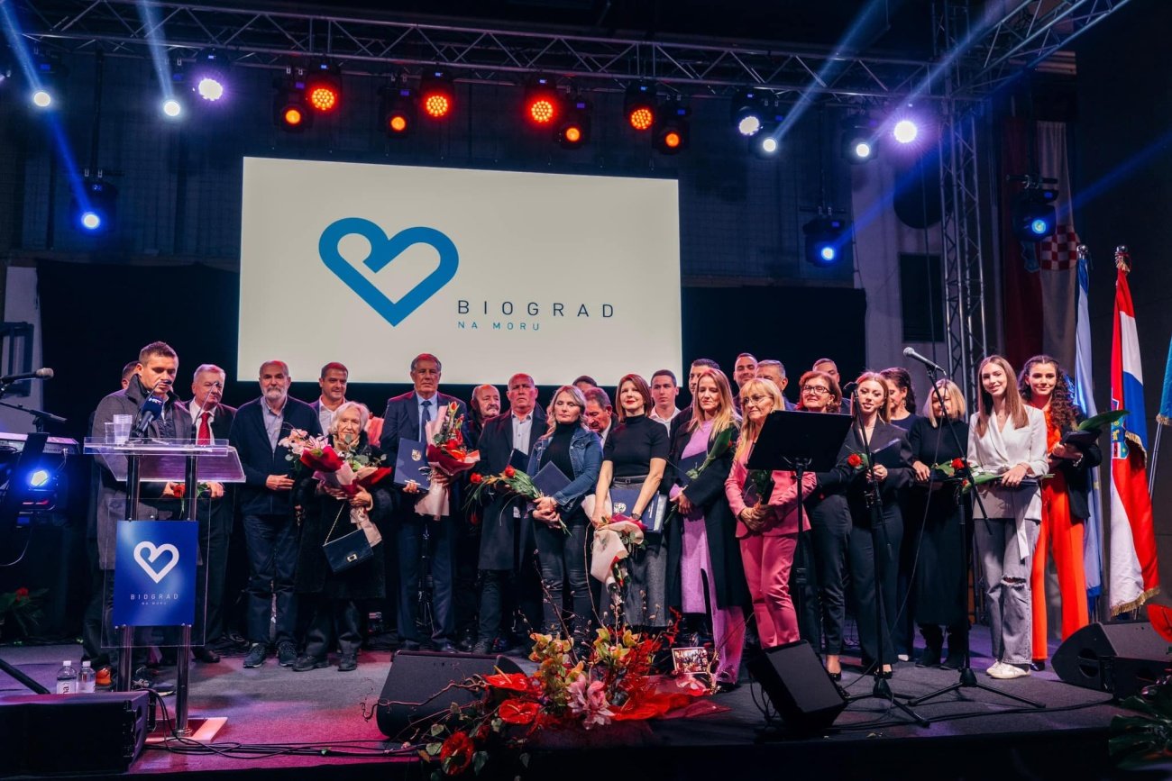 JAVNI POZIV za podnošenje prijedloga za dodjelu javnih priznanja Grada Biograda na Moru